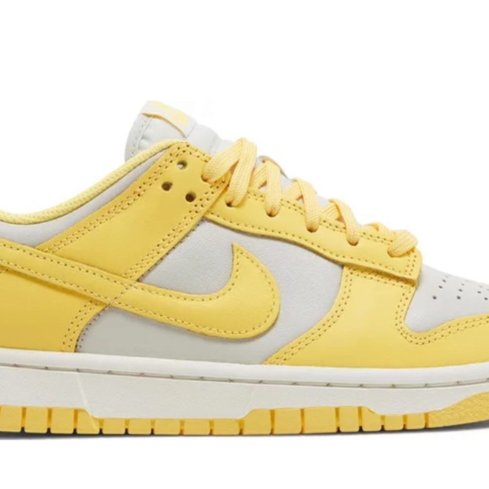 Dunks - Picture 9 of 12